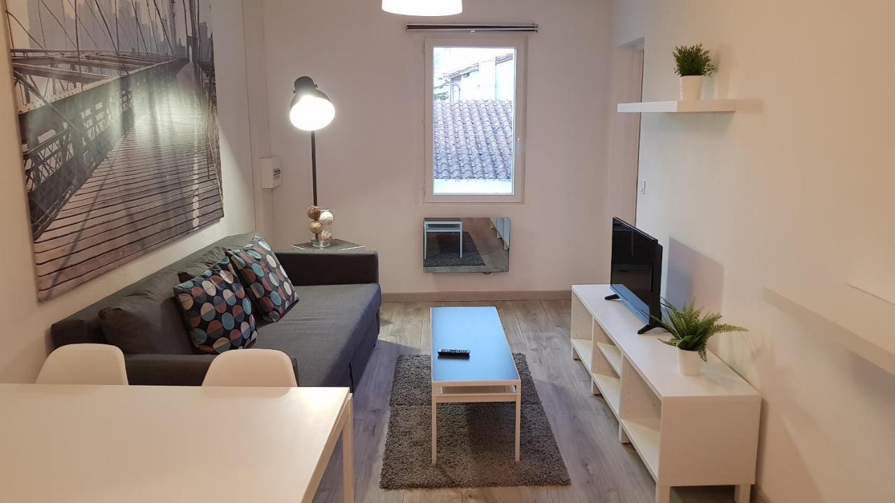Appartement "Gabrielle" Au Calme En Hypercentre De Revel ルヴェル エクステリア 写真